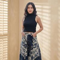 Gambar URU [1 PCS] Inner Top Turtleneck Tinggi Mini Wanita Slim Fit Basic Fashion Viral Terbaru - Dark Navy Biru, XS dari uru underwear Kab. Tangerang 5 Tokopedia