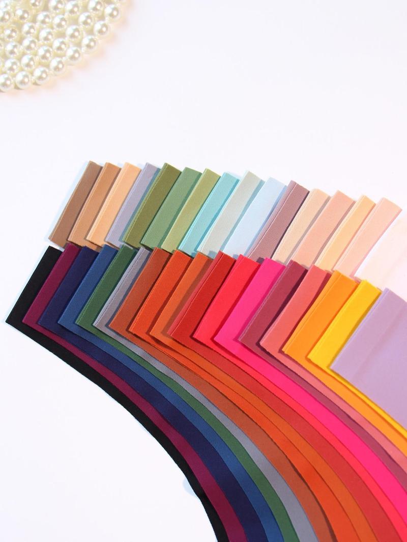 Product Introduction of Women's Solid Color V-shaped Waist Thong, Breathable Comfortable Seamless Panty for Daily Wear, Women's Underwear for All Seasons 9