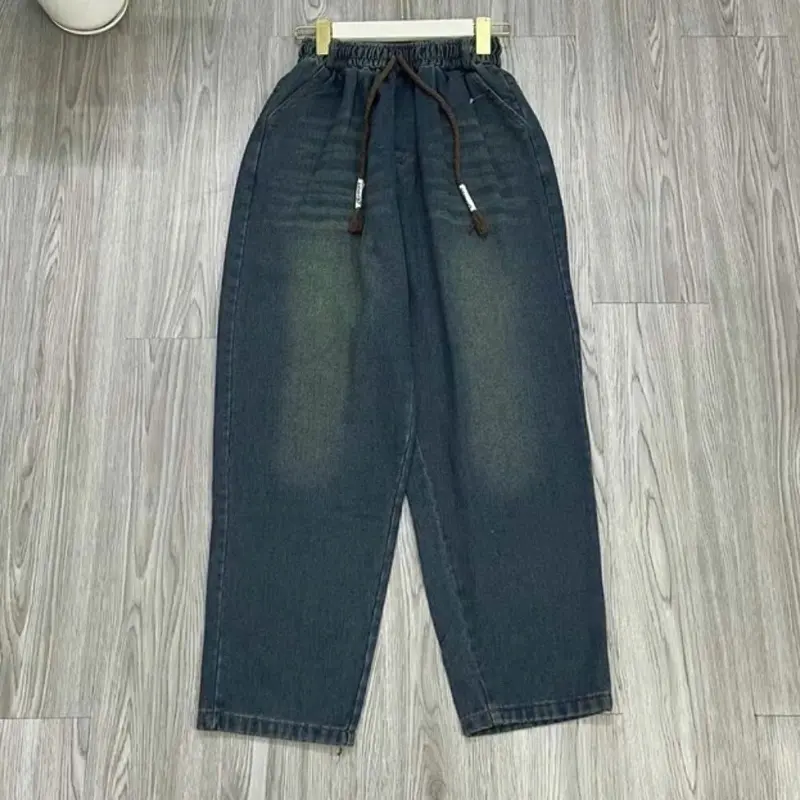 Có BigSize.  Quần jean bagyy nữ Fom thụng cạp cao [ bản có rách] chất vải mền mịn không xù giặt máy giặt không phai Chất vải loại 1  Fom dáng đẹp Pants Có Túi Ươmen 6