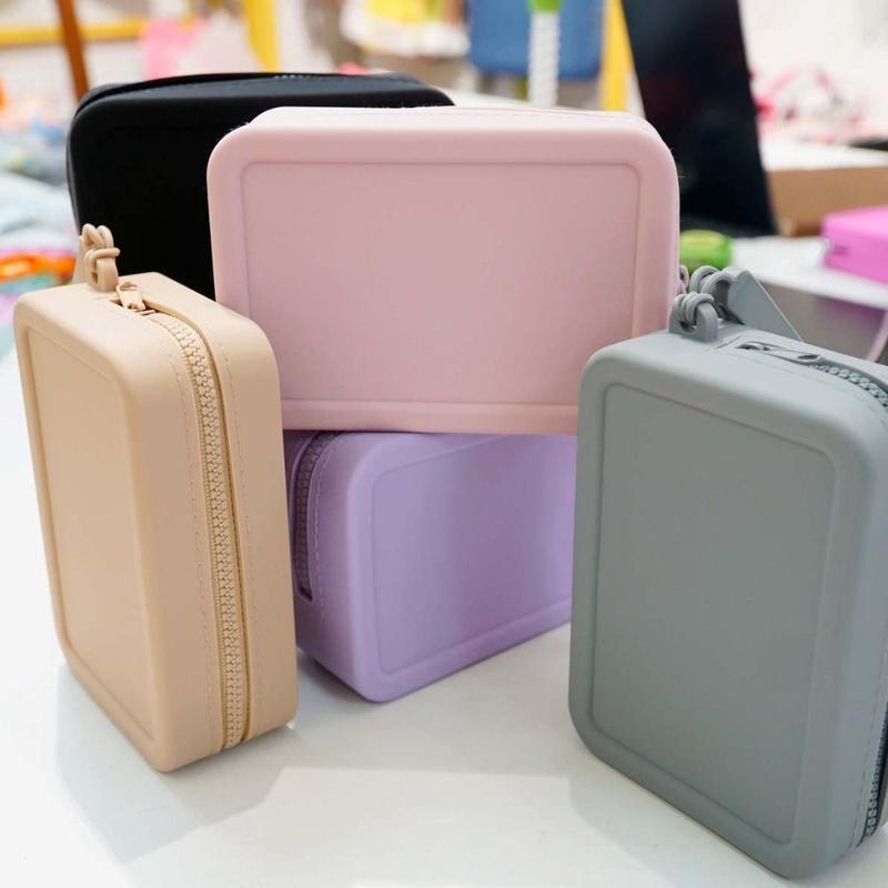 Creative Morandi Color Silicone Cosmetic Bag Coin Purse Rectangle Multifunction Storage Bag Makeup Brush Holder Large Capacity Small Item Bag Women 6