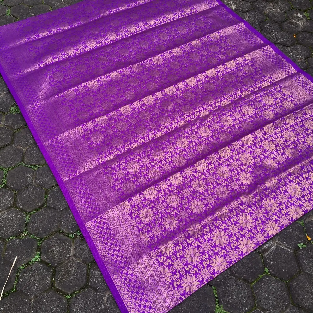 Saput Kamen Semi Songket Couple