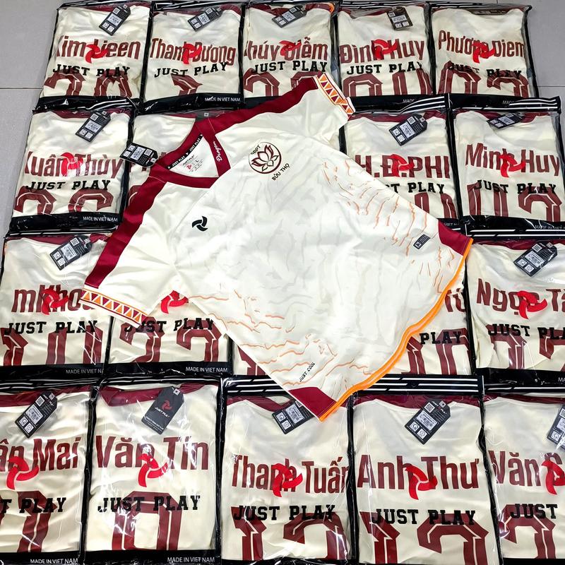 IN TÊN SỐ quần áo đá bóng nam nữ DRAGON II - MÀU KEM Top