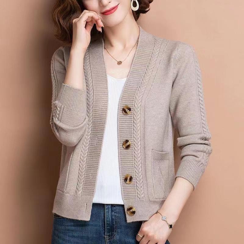 Product Introduction of Quần Áo Cho Mẹ TRUNG NIÊN Áo Len Ngoài Áo Cardigan, Dài Ngắn, Phong Cách Phương Tây, Thời Trang Mùa Xuân Và Mùa Thu, Có Thể Mặc Ngoài Trời, Dệt Kim, Áo Khoác Nhỏ Hàng Mới Về 5