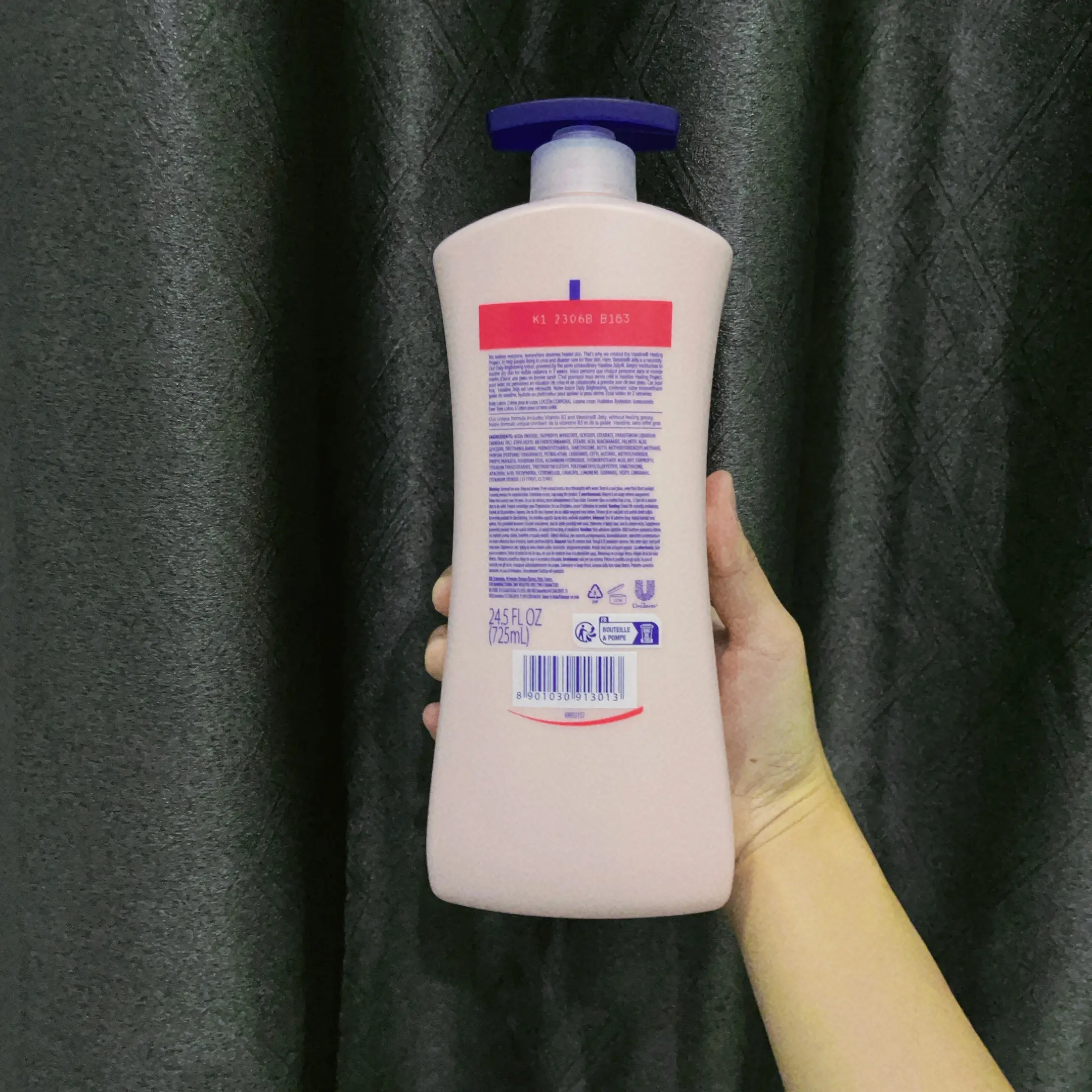 Kem Dưỡng Da Body 725ml (chất kem hồng - nắp xanh)