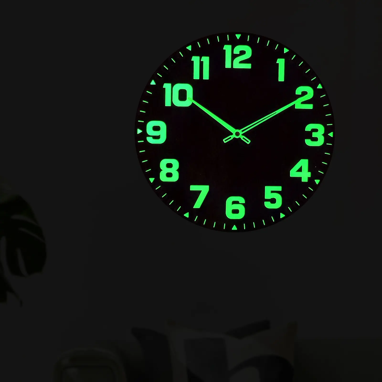 Luminous Wall Clocks Wooden Glow in The Dark Clock 12 inch Silent Non-Ticking Lighted Wall Clock Battery Operated Night Light Clock Home Decoration for Living Room Office Kitchen Bedroom Dr51f