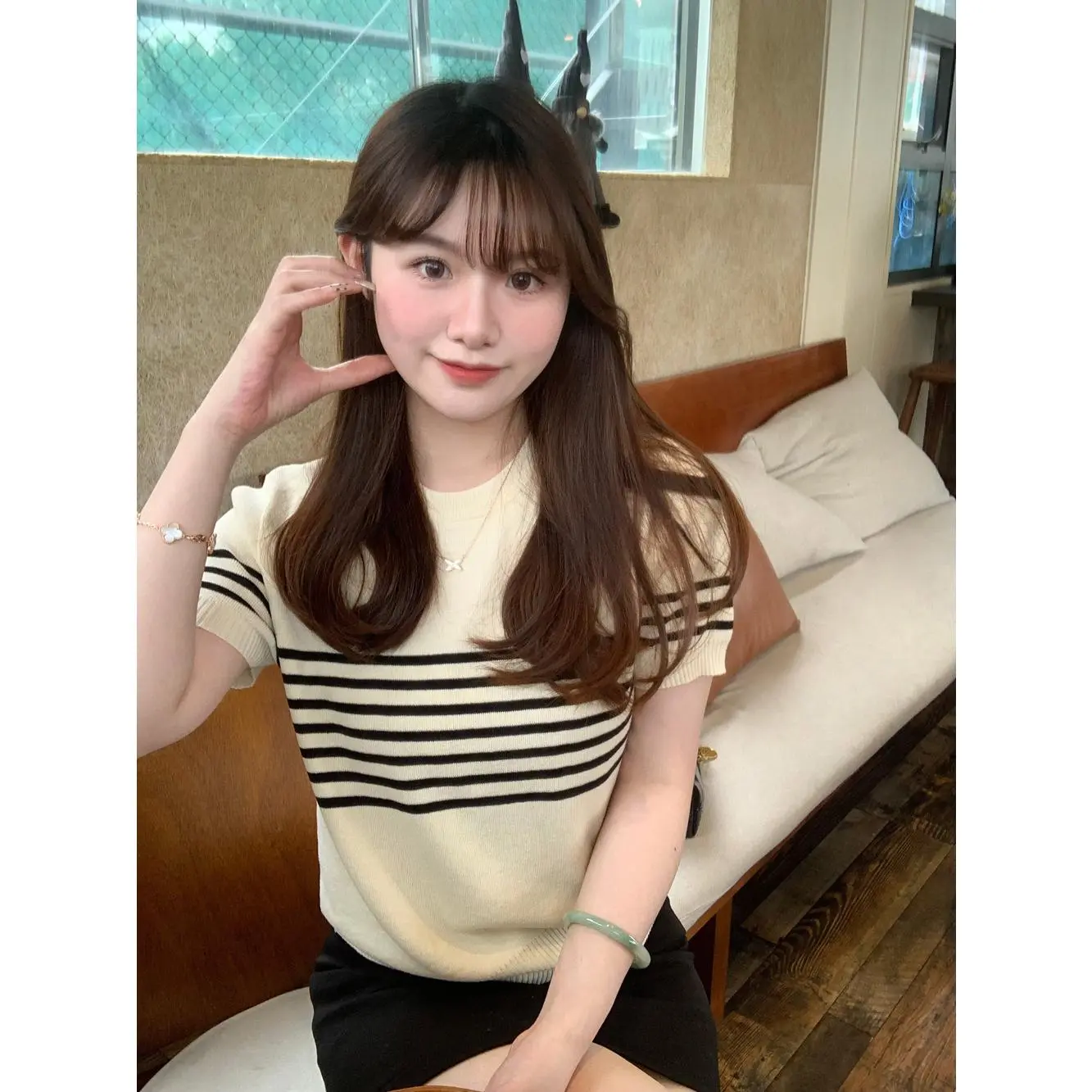 Áo Len Mùa Hè, Phong Cách Hàn Quốc, Cổ Điển Và Thời Trang, Dễ Phối Đồ, Độc Đáo Và Thanh Lịch, Dáng Ôm, Áo Nữ, Hàng Mới Về Năm 2024, Thời Trang Nữ