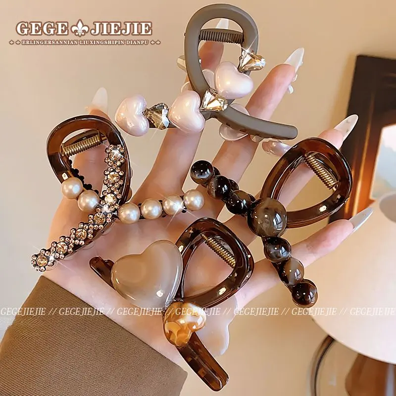Acrylic Jaw Clip Women's New Love Heart-Shaped Hairpin Back Head Small and Medium Elegant High Sense Shark Clip Headdress