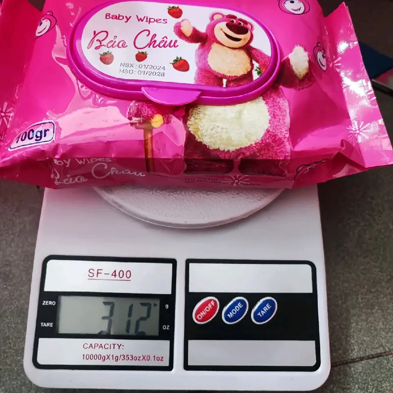 Combo 10 gói khăn ướt gấu dâu Bảo Châu Kèm Thùng Khăn Giấy Ướt 1