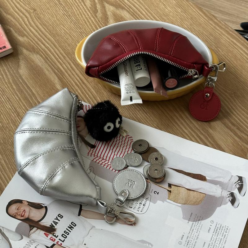 Ví Dây Đeo Bánh Sừng Trâu  - Croissant Mini Pouch Wallet ( Ouithebrand )