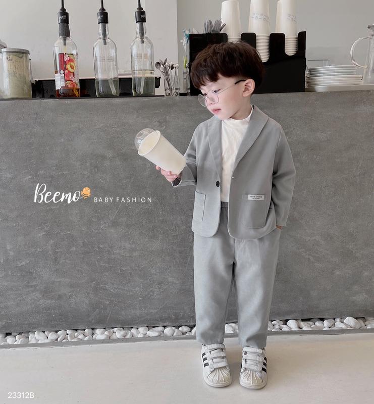 Bộ vest dài tay Beemo cho bé trai in chữ sau lưng kèm áo giữ nhiệt vải nhung chéo mềm mại mặc sự kiện 23312B Sơ Mi