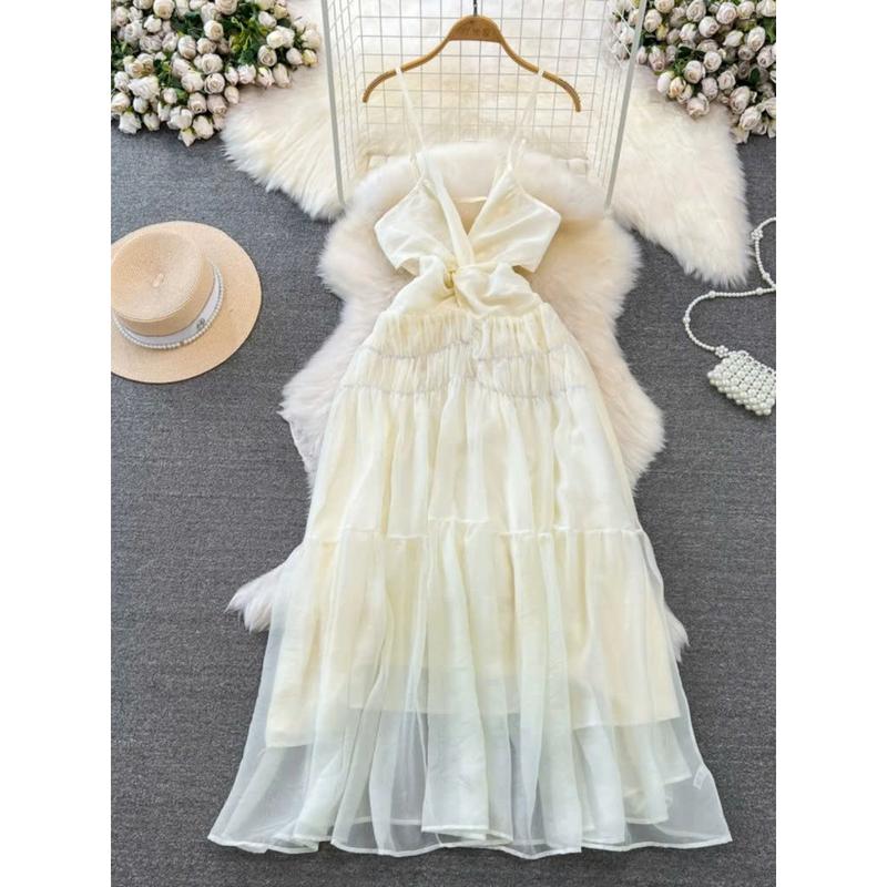 Product Introduction of Đầm Maxi Váy Đi Biển Dáng Dài Xoắn Ngực May 2 Lớp Vải Voan Tơ QC Thiết Kế Hở Lưng Chiết Eo Sexy Cho Các Nàng Đi Biển 17