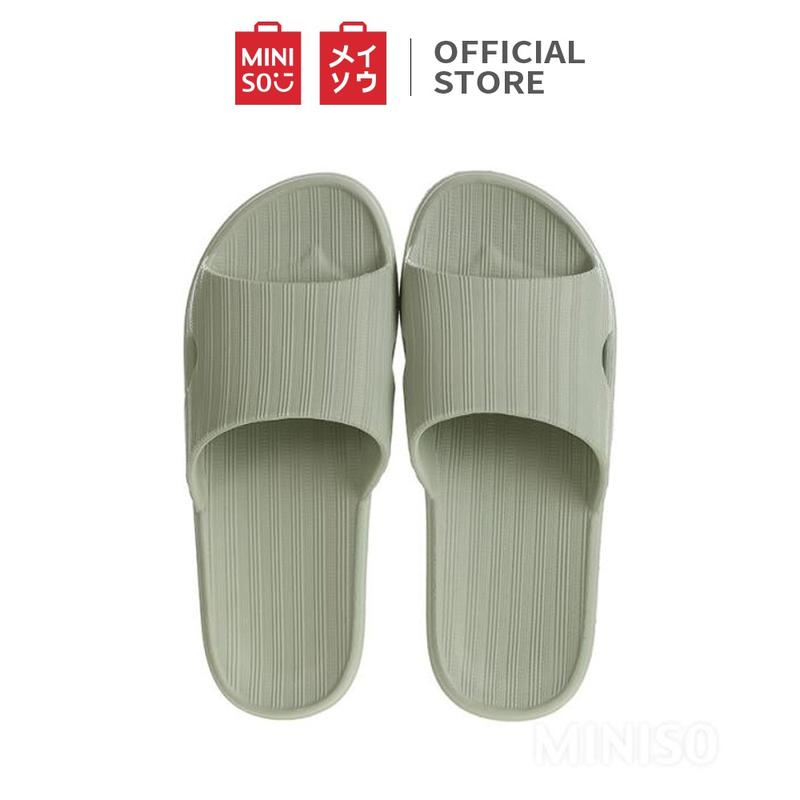 MINISO official flip flop Sandal kamar mandi wanita berbahan empuk kotak-kotak 5