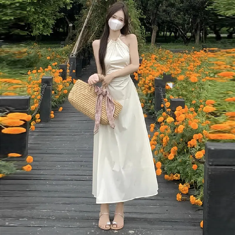 Gaun tanpa punggung leher halter gaya Korea baru Casual Wanita 5