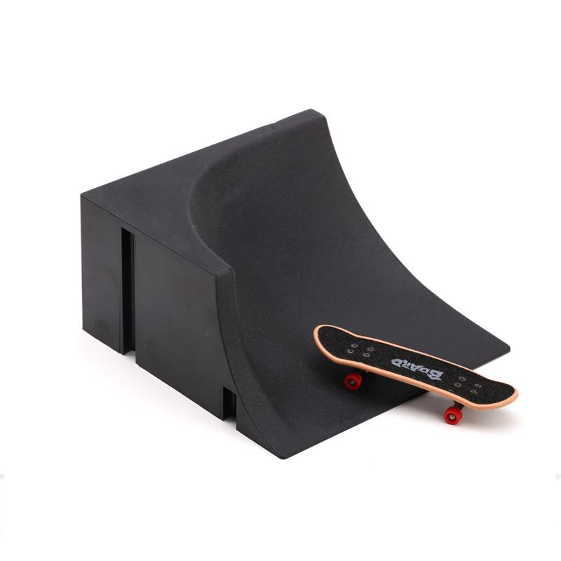 Skate Ramp Mini Training Skating Board Black Finger Skateboard for Children Indoor Home Toy Ramp Stairs Venue Combination Funny 8