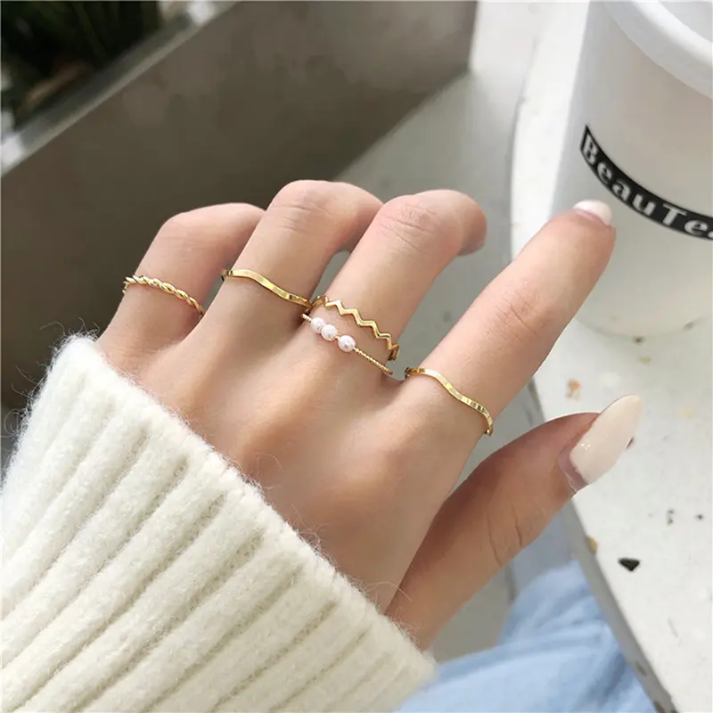 Bộ Nhẫn Thời Trang, 5 Cái / bộ, Chất Liệu Kim Loại, Mở Tròn Rỗng Nhẫn Ngón Tay Nữ, Thích Hợp Cho Phụ Nữ Và Trẻ Em Gái, Lý Tưởng Cho Tiệc Tùng Và Đám Cưới, Tuyệt Vời Làm Quà Tặng