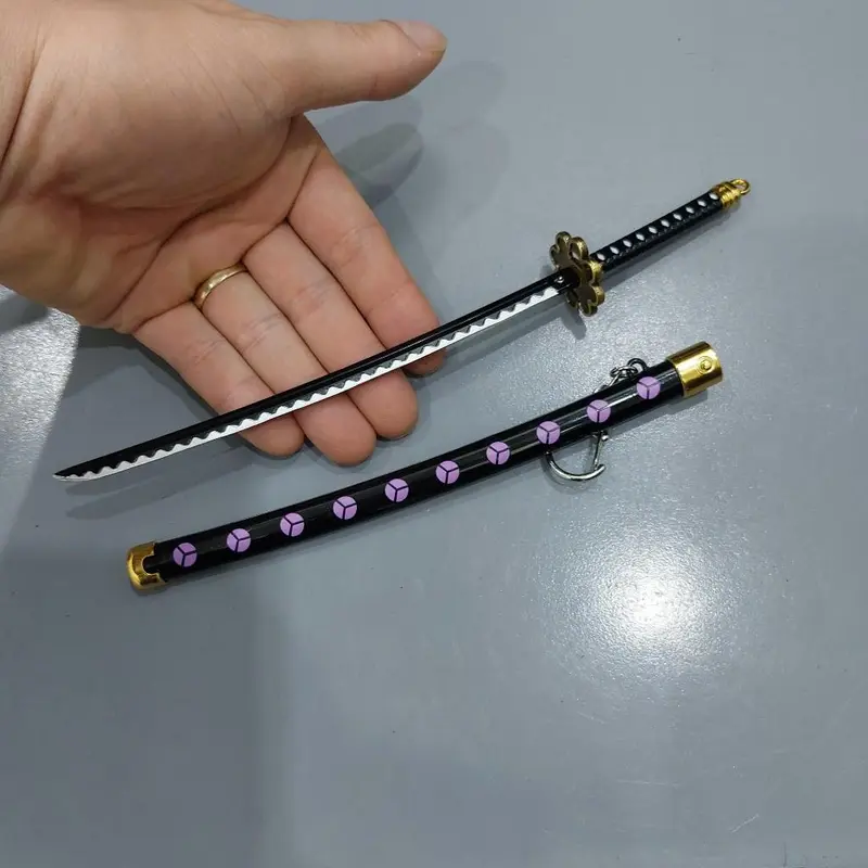 Mô hình trưng bày Kiếm Kimetsu no Yaiba /Zoro One Piece/ Râu Trắng/ Mihawk Bằng Hợp Kim Không Gỉ 1
