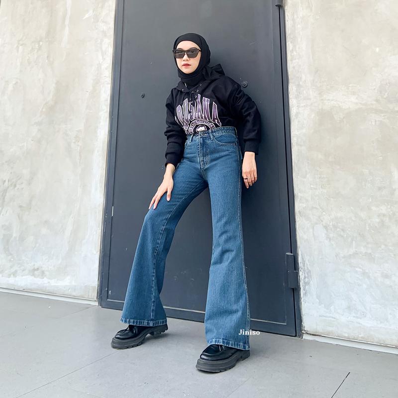 JINISO HOTTY GANG - 329 Cutbray Highwaist Celana Jeans Wanita Warna Ocean Blue 4