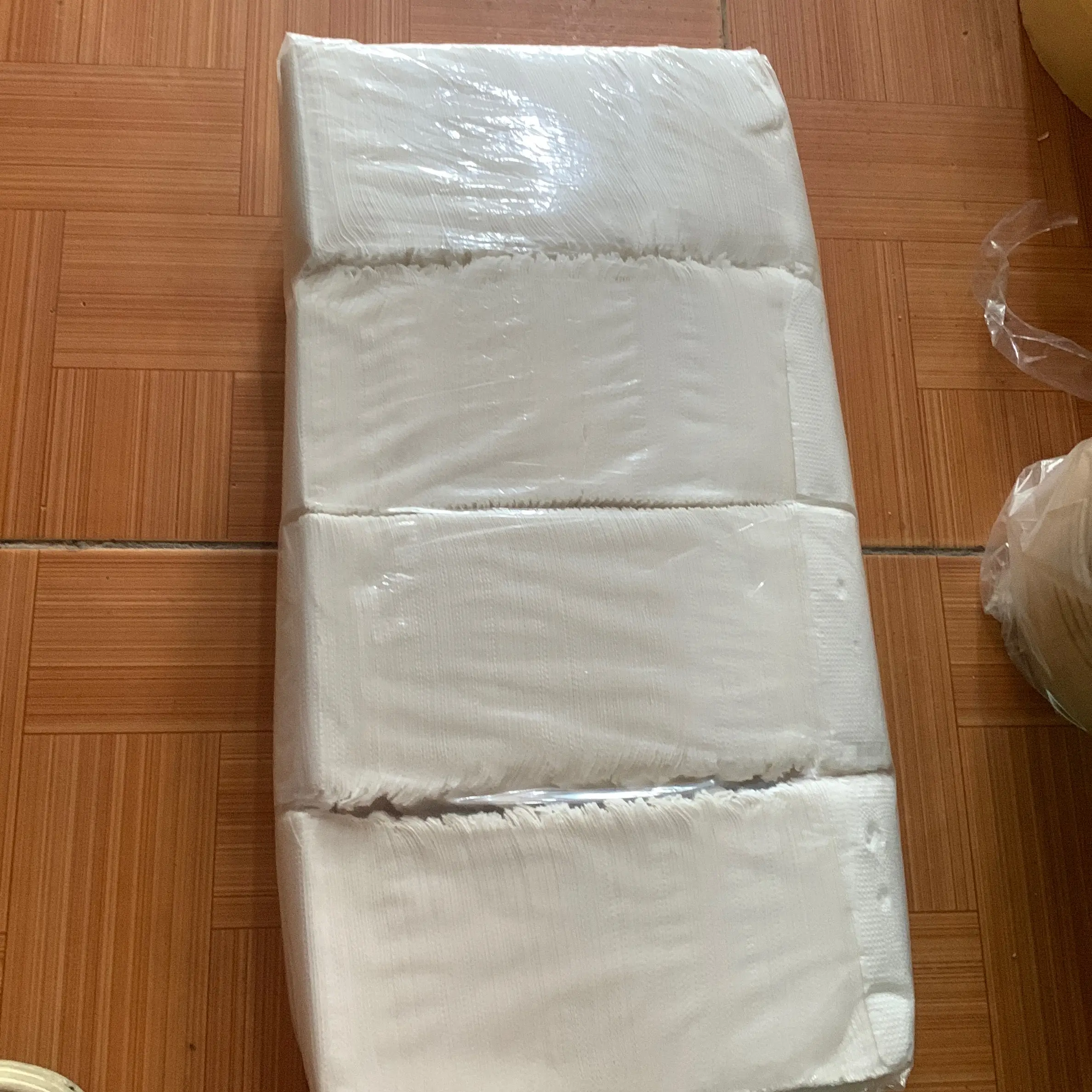 Giấy ăn cho nhà hàng loại rẻ