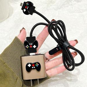 Funda protectora para cargador con diseño de consola de juegos, protector de cable de datos anti-rotura y anti-suciedad, cubierta decorativa para cargador compatible con cargador de iPhone de 20W