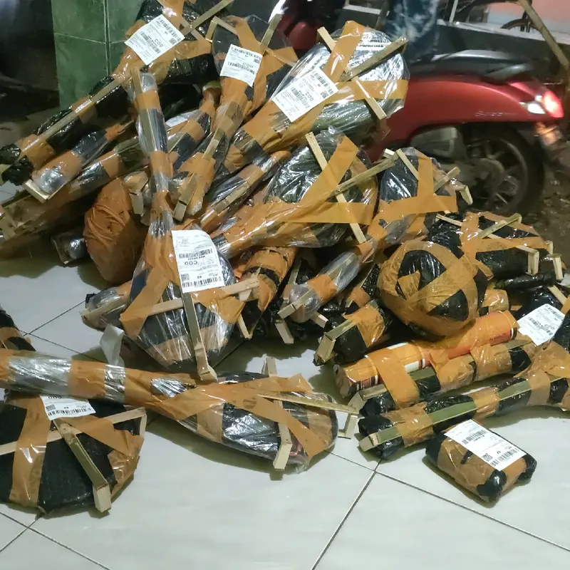 RAKET BADMINTON DEWASA LlNlNG TECTONIC 7/TECTONIC 9 / AEROUNOUT 9000 ADA DI SINI SIAP PAKAI 30LBS FREE TAS DAN GRIP 4