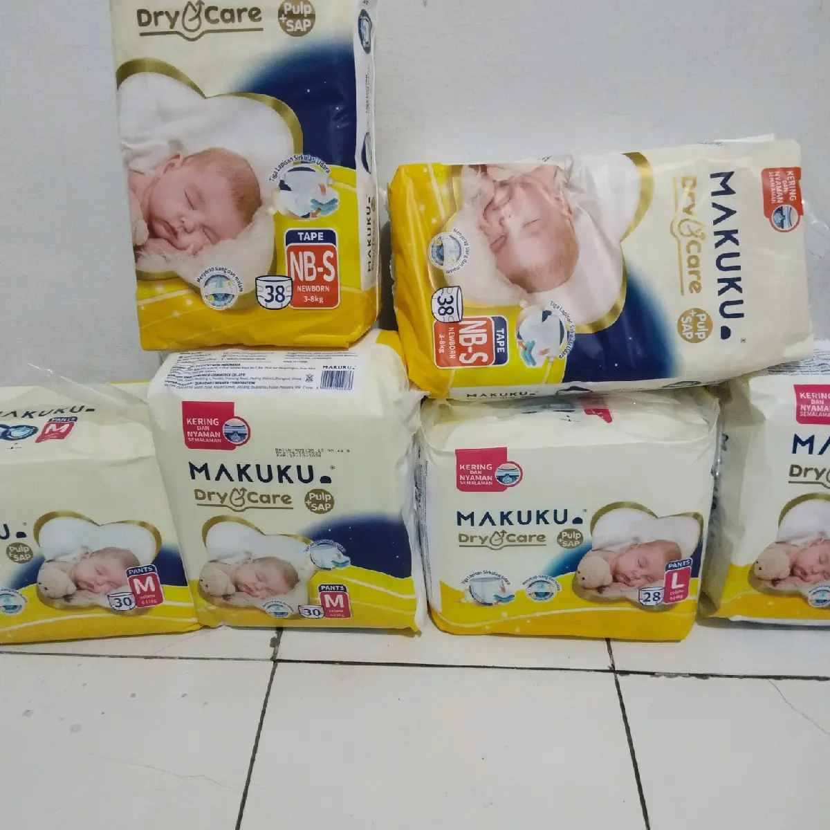 2 Ball Makuku dry care Nbs38, M30, L28 Bayi Popok Kering