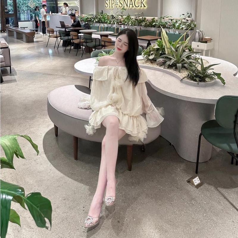 M902 - Đầm bồng trễ vai tay dài bo chun eo, đầm trễ vai voan bèo 1