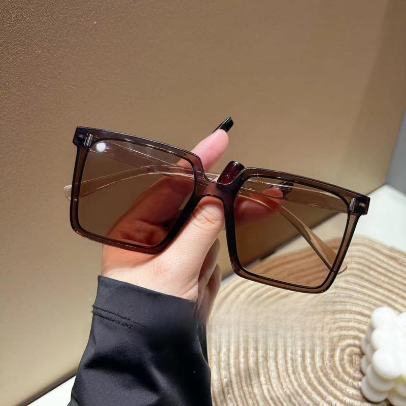 Product Introduction of Large Frame Anti-Ultraviolet Sunglasses Women's Fashionable Square Frame Sunglasses 4