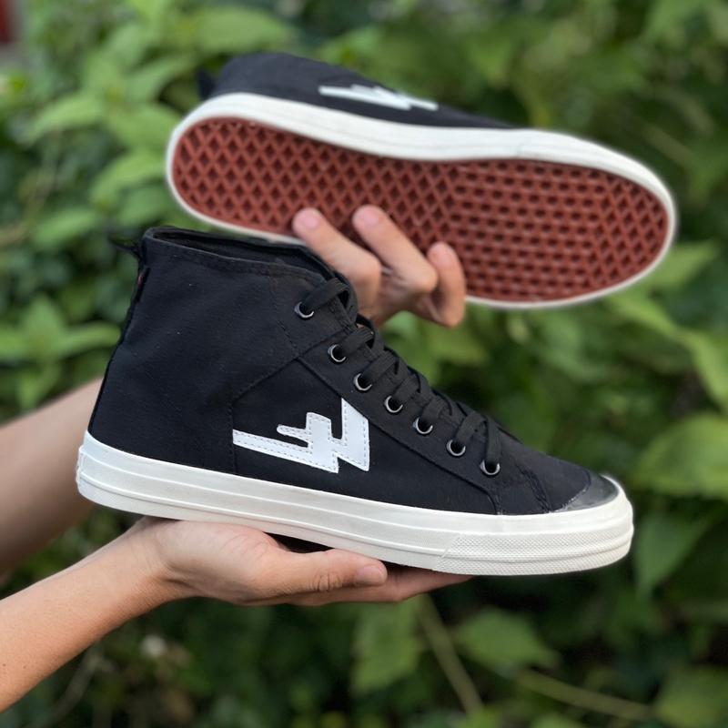 Sneakers Aekoshoes Two Years High blackwhite Originall Produk Lokal Made In Indonesia 4
