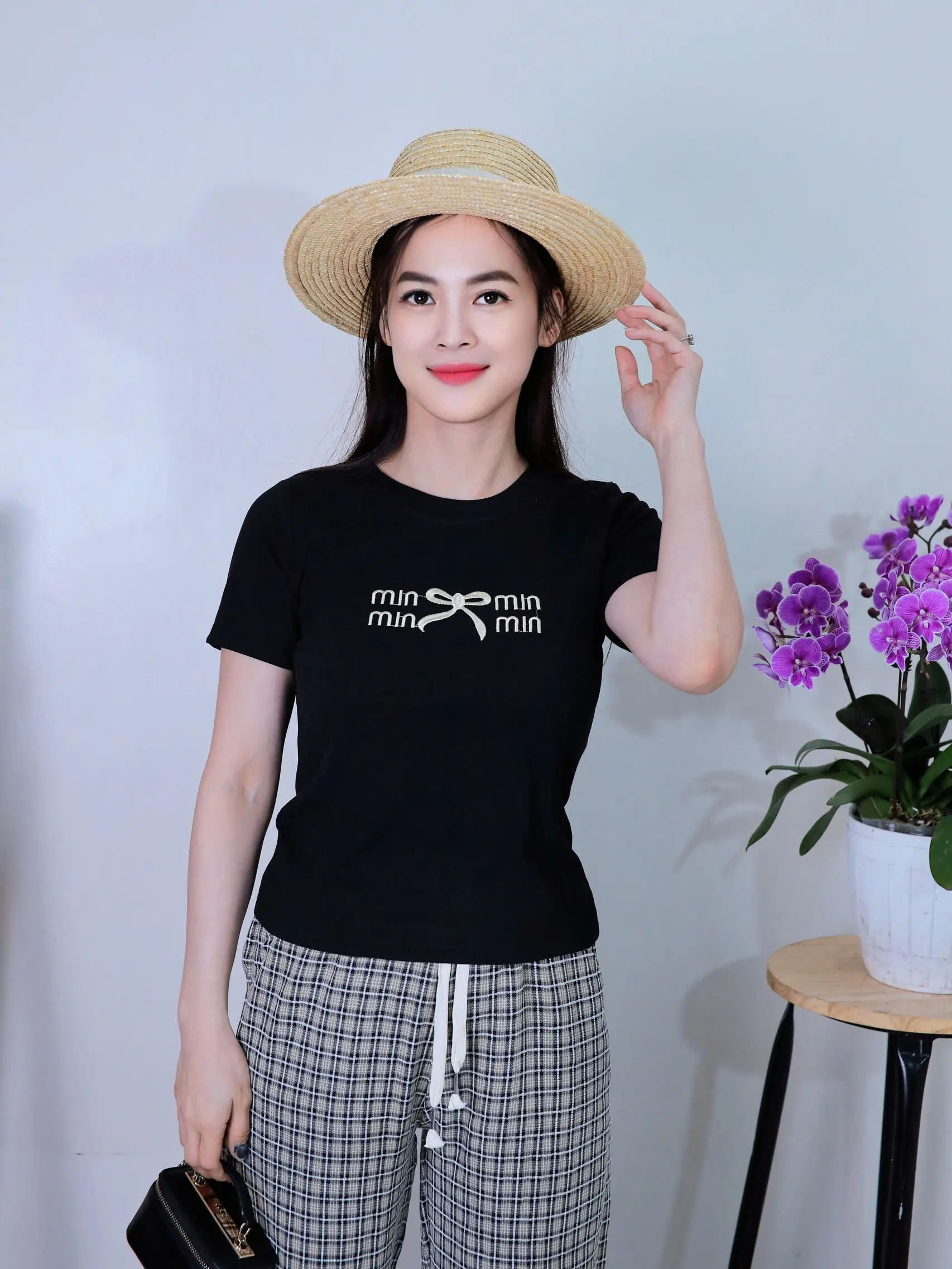 Bộ đồ nữ mimin cao cấp, quần dài  hoạ tiết  kẻ trẻ trung - azela 2