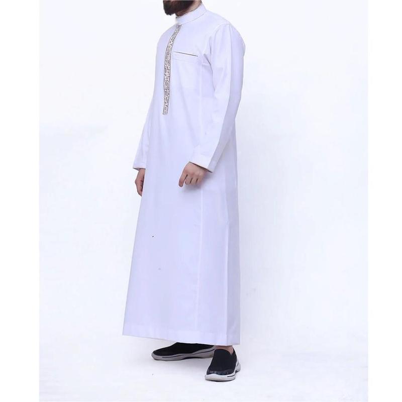 Product Introduction of 2024 New Discount Comfortable Arab Men's Robe European and American Muslim Printed Clothing Men's Robe 3
