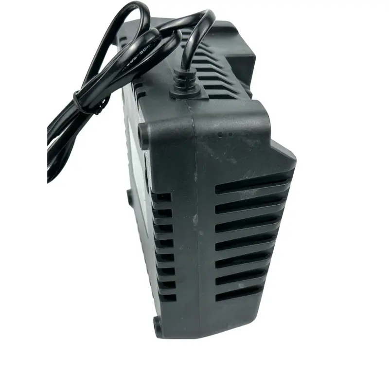 Sạc pin máy khoan, đế sạc pin 21v - chân pin phổ thông m21/giá rẻ cho anh em . PLD MÁY XÂY DỰNG 8