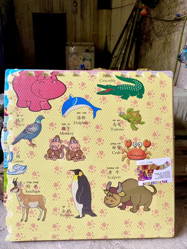 BỘ 4 TẤM thảm xốp ghép trải sàn MẪU THẾ GIỚI MUÔN THÚ HOT 2024 Mới khổ 60x60cm hàng đẹp, hình in sắc nét tặng kèm viền che răng cưa 2