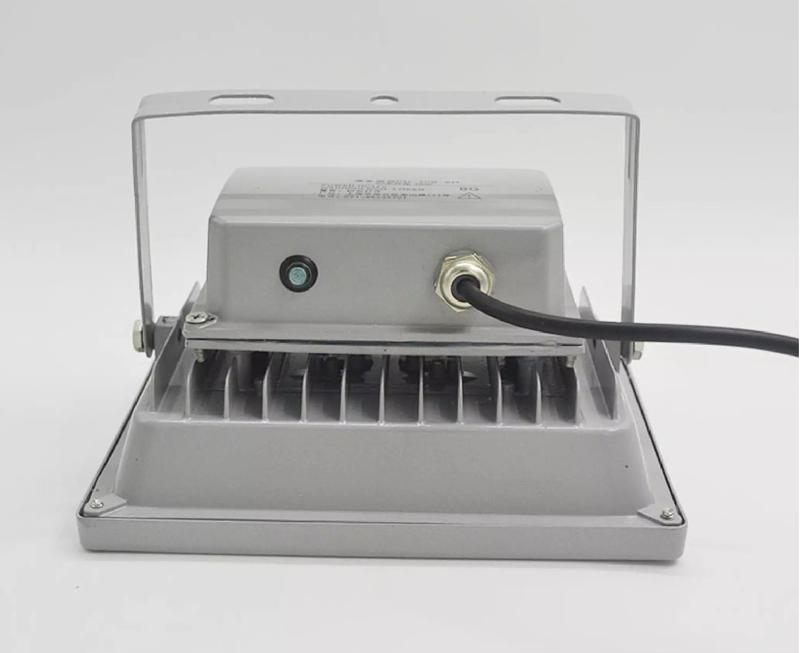 Product Introduction of Đèn hồng ngoại hỗ trợ camera nhìn đêm 200m-40W / HL-XIR20 8