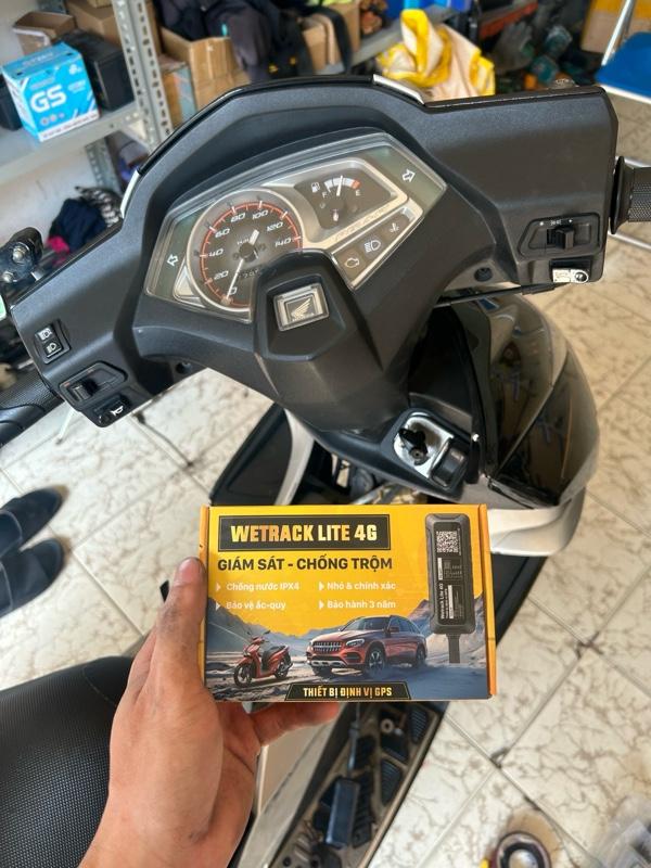 Product Introduction of Định Vị Wetrack Lite 4G Lắp Đặt Cho Xe Máy Ô Tô, Định Vị Gps Xe, Xem Lại Lịch Sử Di Chuyển Của Xe, Báo Mở Khoá Xe 14