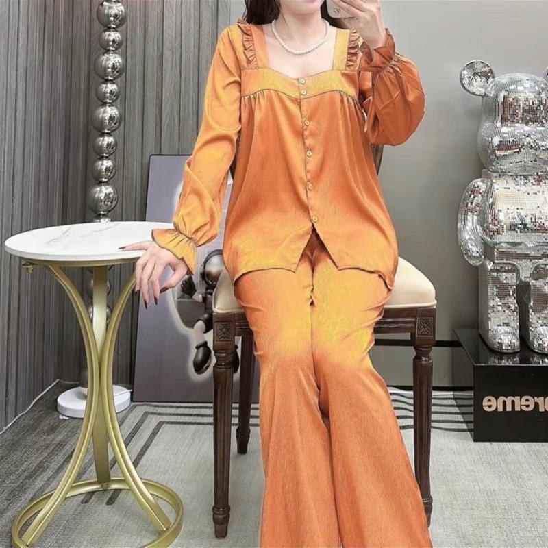 Cổ vuông tiểu thư (40-58kg) vải lụa xước tay dài quần dài nhiều màu Trơn