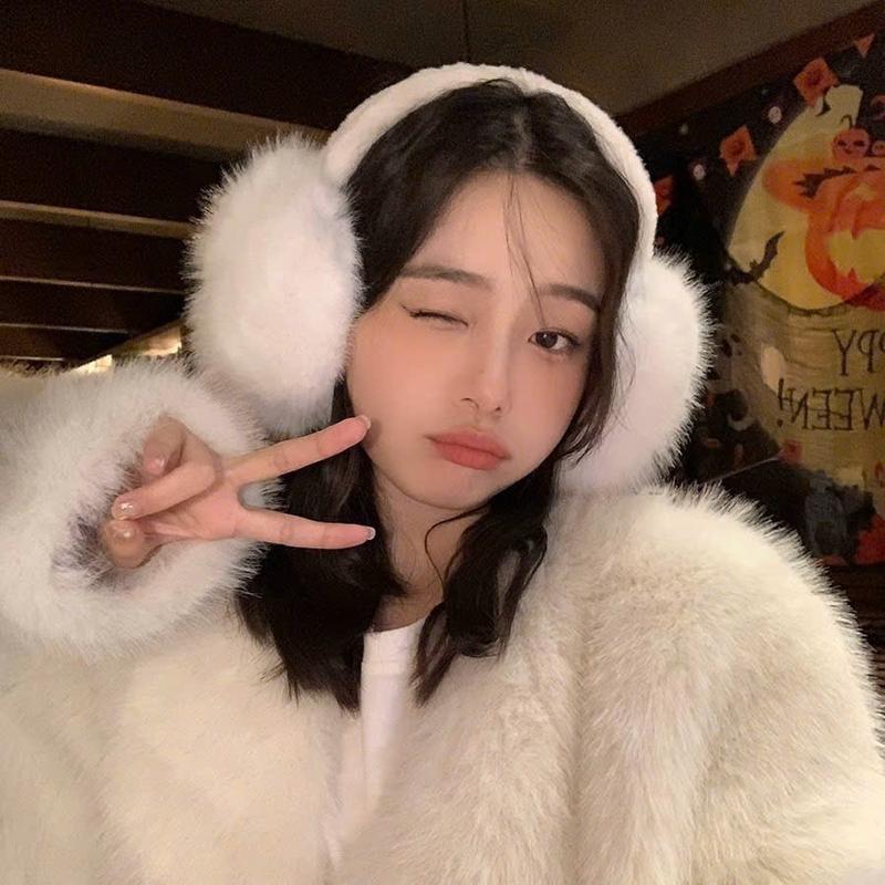 CT99 Bịt Tai Bằng Lông Thỏ Trắng Mềm Mại Giữ Ấm Chống Đóng Băng Dễ Thương Voi