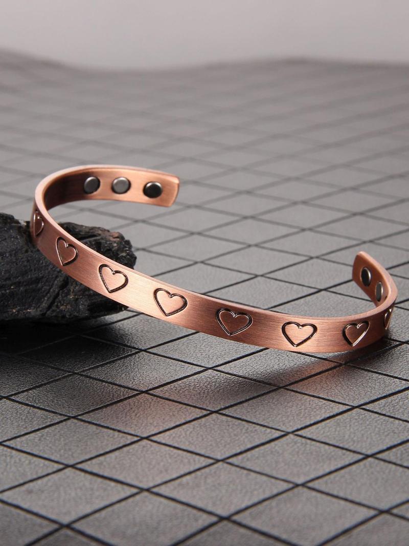 Product Introduction of Women's Street Trend Heart Design Cuff Bangle Bracelet, Trendy Vintage Matching Bracelet, Chic Retro Jewelry As Gift for Girlfriend, Valentine's Day, Gift 8