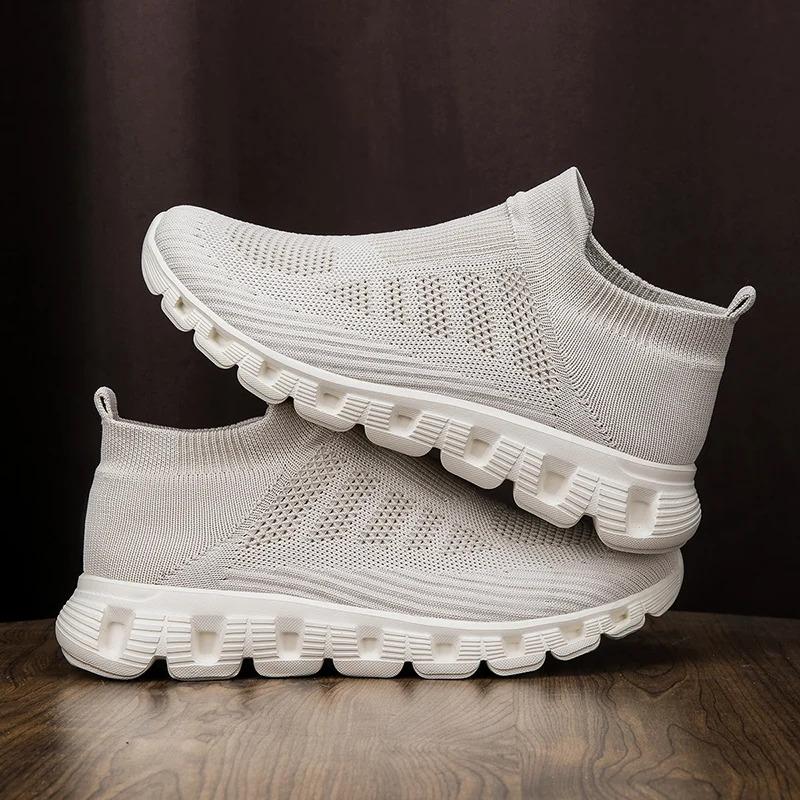 Customize Men Summer Casual Sports Sneakers Breathable Mesh Blank Super Lightweight Running Walking Shoes for Women Runner Trainers_voghion.com