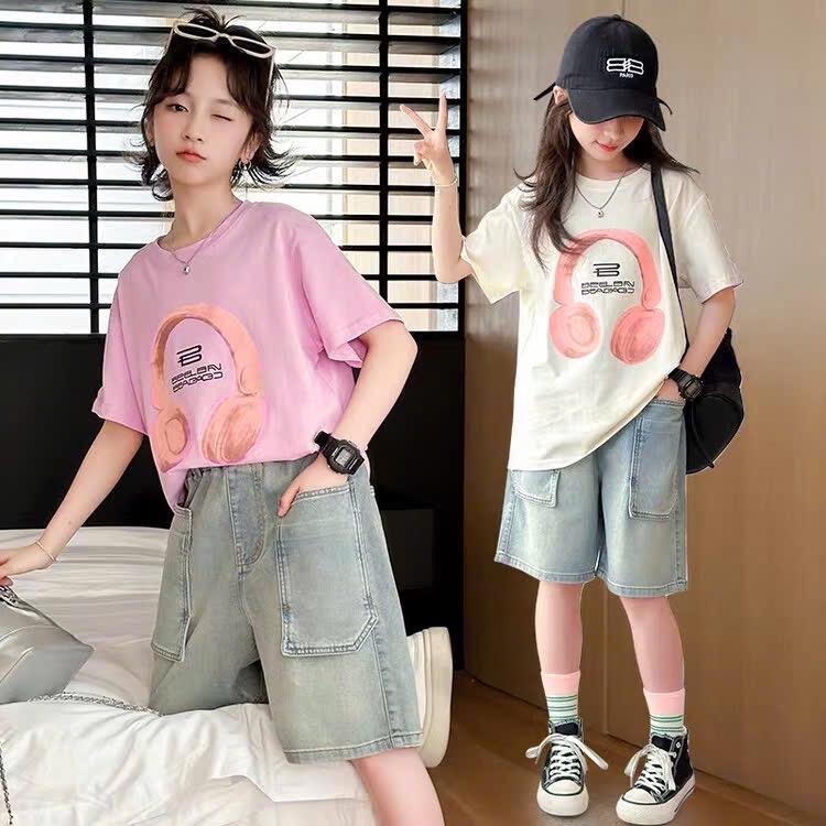 BiBi Kids Bộ Áo Phông Tai Nghe Mix Quần Jean Ngố Cho Bé Gái - Phong Cách Khỏe Mạnh Đáng Yêu Sản Xuất Tại Việt Nam Cotton Chất Liệu Mềm Mát Dành Cho Bé Từ 8 Đến 11 Tuổi
