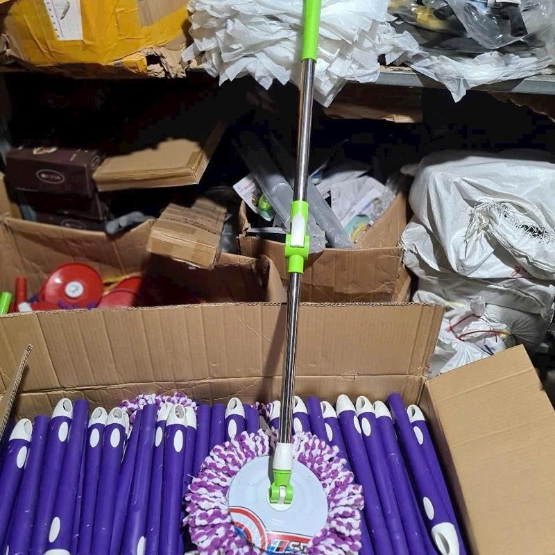 Cây lau nhà xoay tròn i nox mua 1 cây tặng 2 khăn mini ,mua 2 cây tặng 5 khăn mini