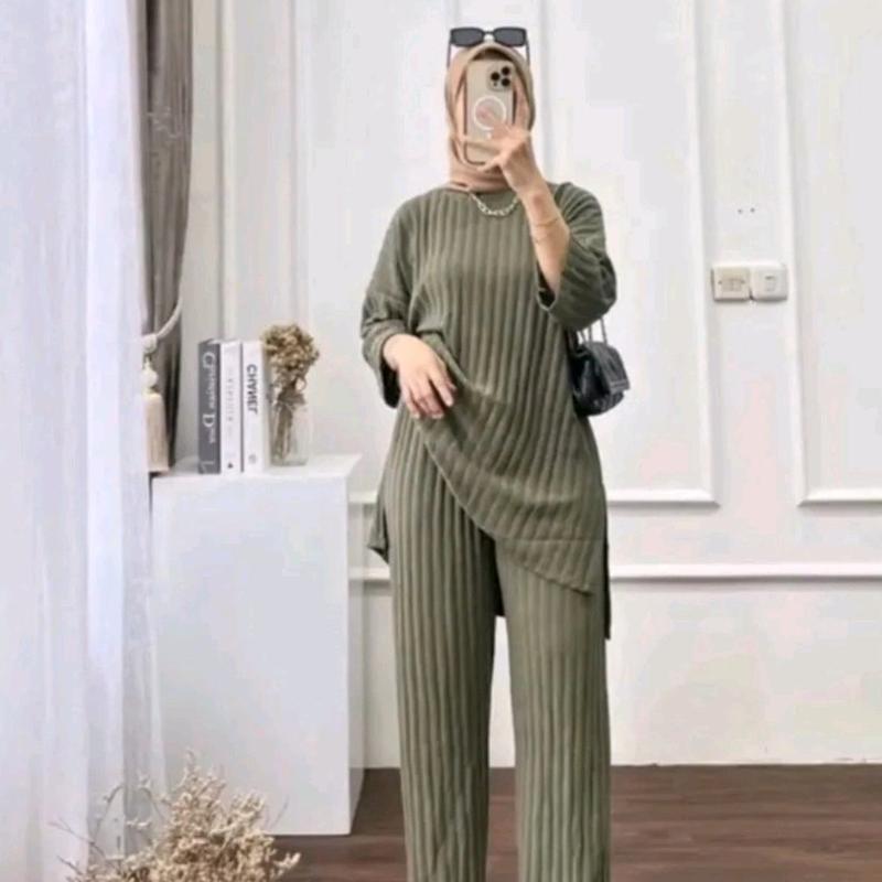 One Set Hornet Knit Premium Setelan Baju dan Celana Wanita Two Piece Set Model Terbaru 0