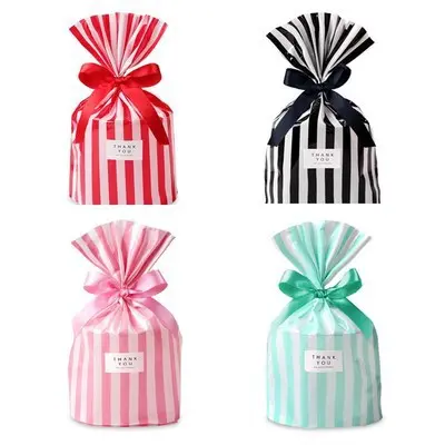 Túi đựng quà kèm nơ rút/ túi zip, túi tai thỏ chia kẹo, bánh siêu dễ thương THODECOR - Chất liệu Nilon, Nhiều màu, mẫu mã đa dạng 5