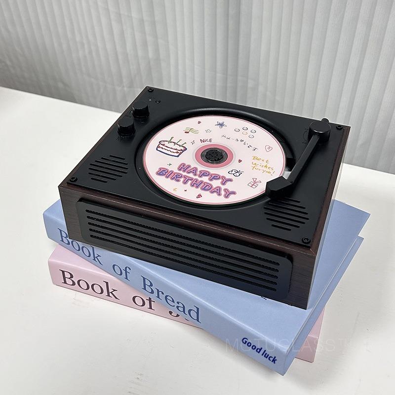 Product Introduction of Portable Retro Bluetooth CD Player All-In-One Audio System for Family Classmates Coworkers Birthday Gift 4