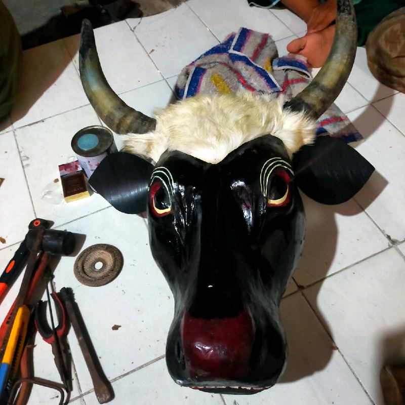 TOPENG BANTENGAN DEWASA 6