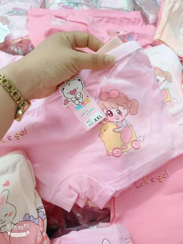 Set 10 quần chip đùi bé gái nhiều họa tiết dễ thương 8-36kg 1