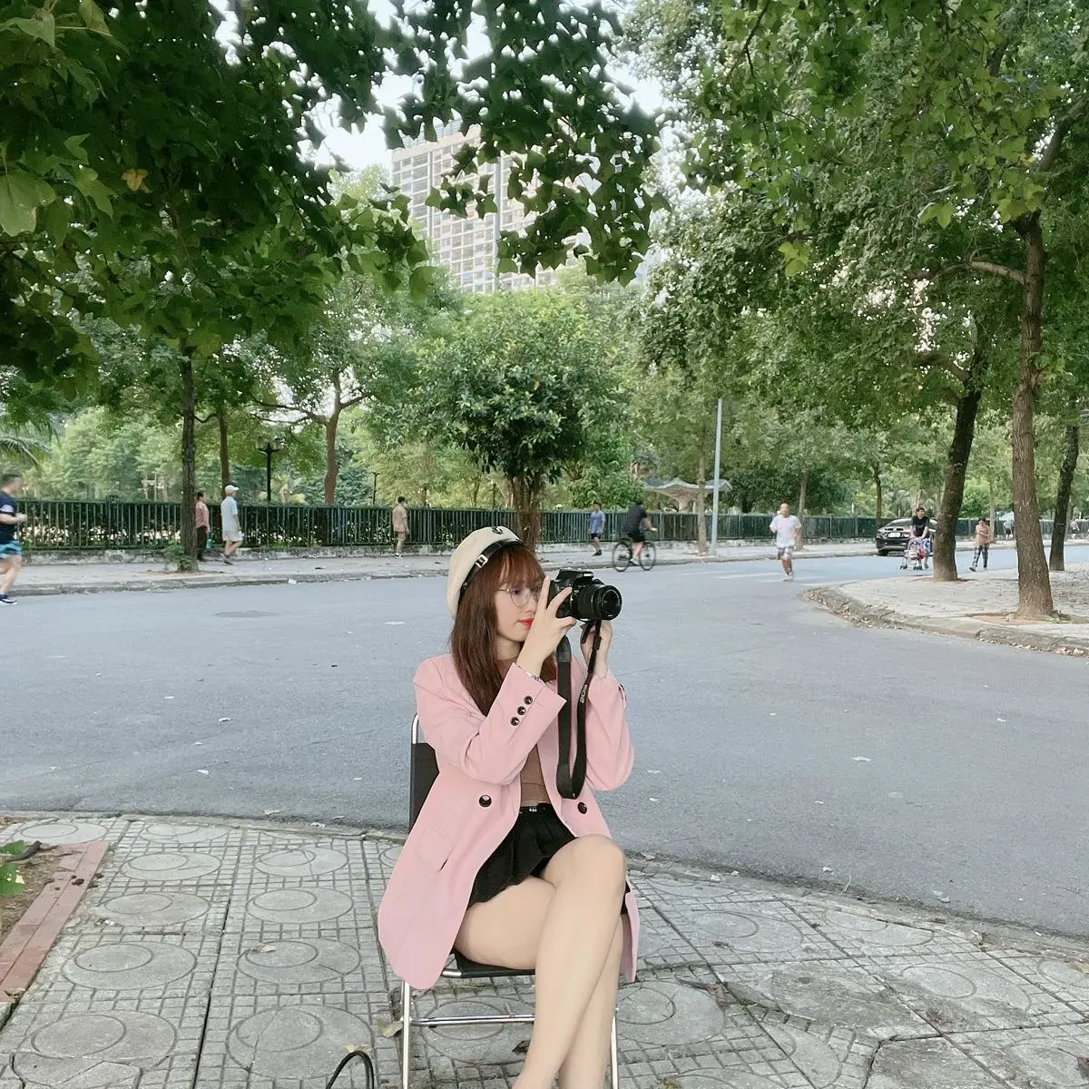 Áo blazer nữ boling dáng dài tay cúc nhựa