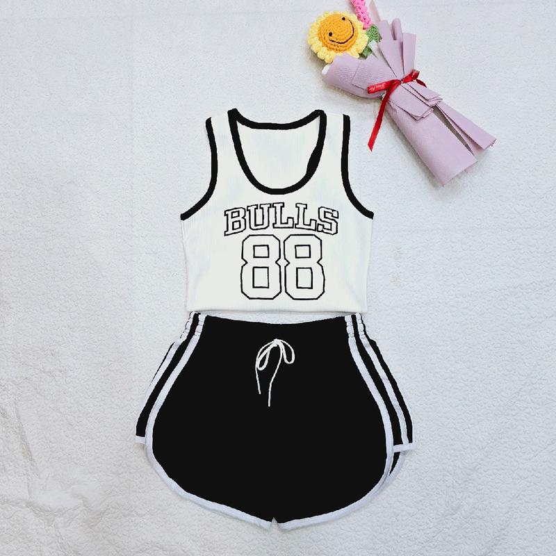 Sét bộ áo ba lỗ croptop dáng ôm in chữ và số 88 cộng quần short viền sọc hai bên dễ thương dành cho phái nữ Women Thun Voi Nhung Kem Sen Lịch Tre 4