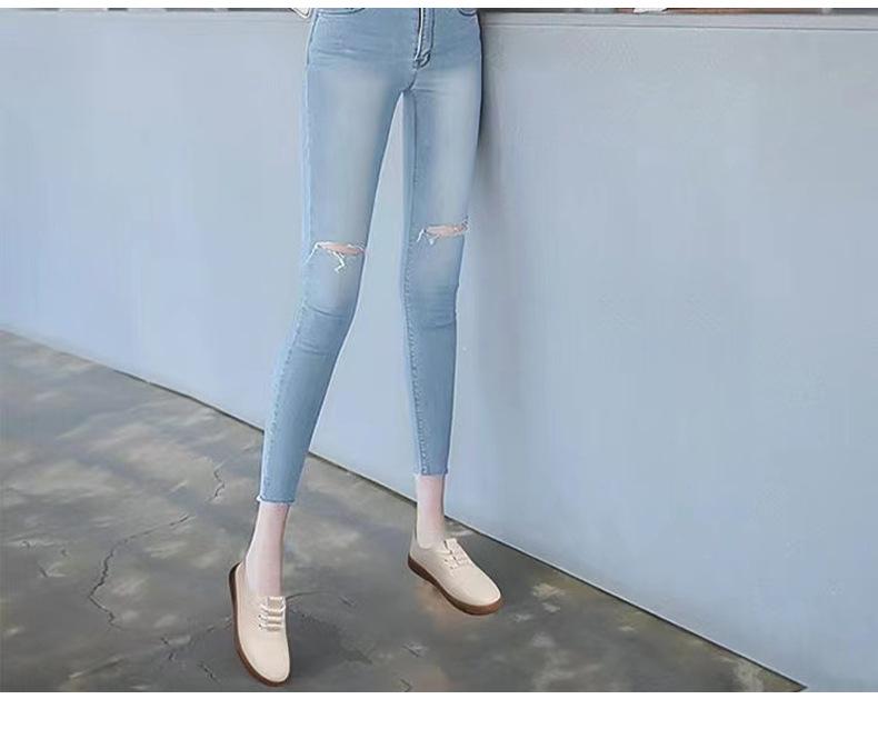Product Introduction of Soft Leather Women's Shoes Spring and Autumn Flat Women's Shoes Beef Tendon Soft Bottom Gommino Lightweight Middle-Aged Mom Leather Shoes 1