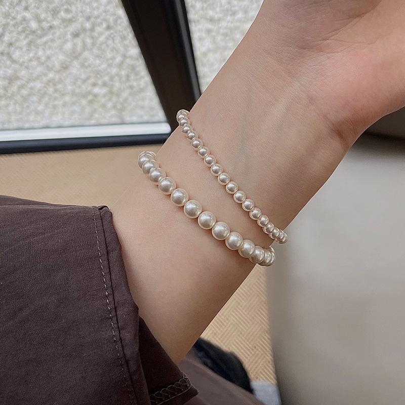 Product Introduction of 2024 New French Folding Bracelet Light Luxury Minority Exquisite Elastic String Bracelet 15
