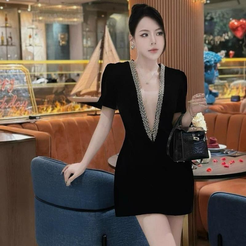 [BIGSIZE 50-95KG] ĐẦM NHUNG XẺ NGỰC TAY BỒNG SANG TRỌNG TÔN DÁNG D127